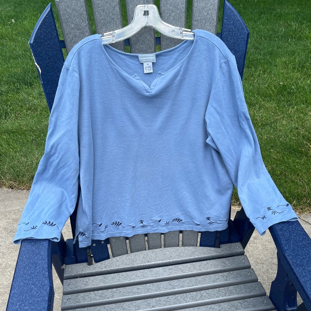 Danny Noble Blue Long Sleeve Embroidered Top 1X - 70% Rayon 30% Cotton